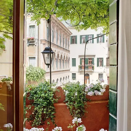 Fiorita Otel Venedik