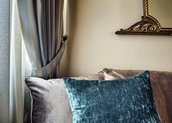 拉卡达菲奥瑞塔酒店 酒店