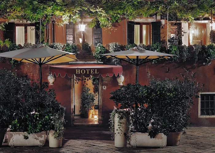 酒店 拉卡达菲奥瑞塔酒店