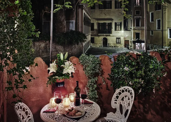 酒店 拉卡达菲奥瑞塔酒店 *