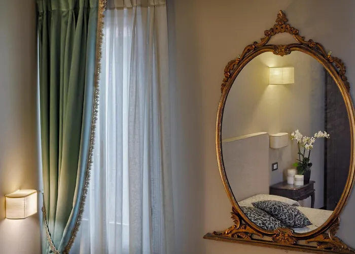 拉卡达菲奥瑞塔酒店 *