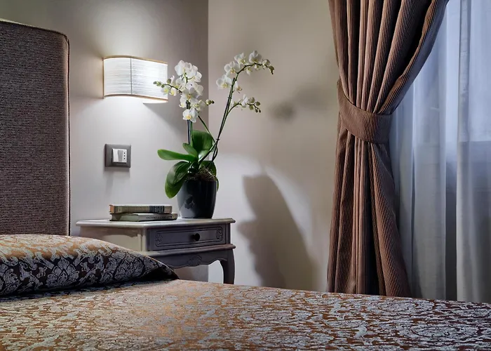 拉卡达菲奥瑞塔酒店 *